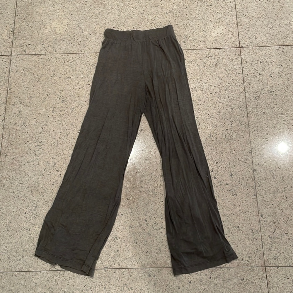 Grey flowey pants